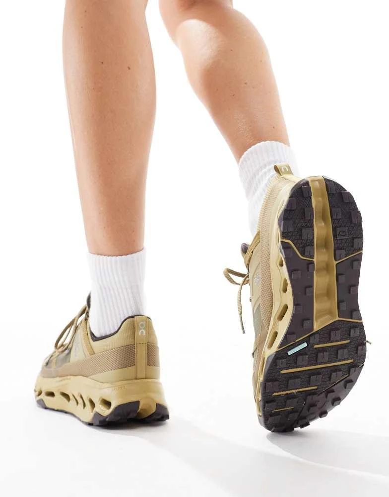 On ON Cloudhorizon waterproof all day trainers in safari brown and olive 5