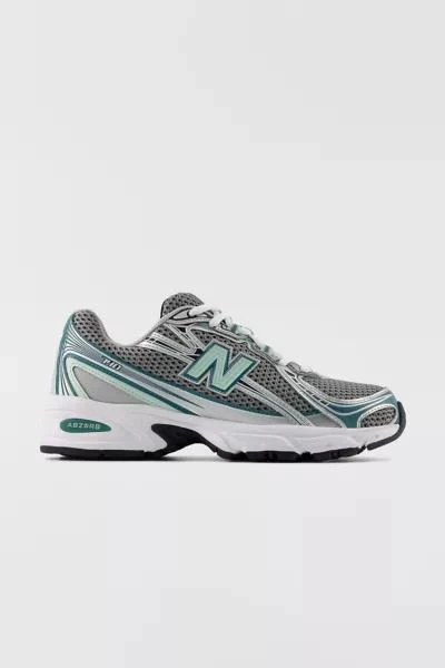New Balance New Balance Women's 740 Sneaker 1