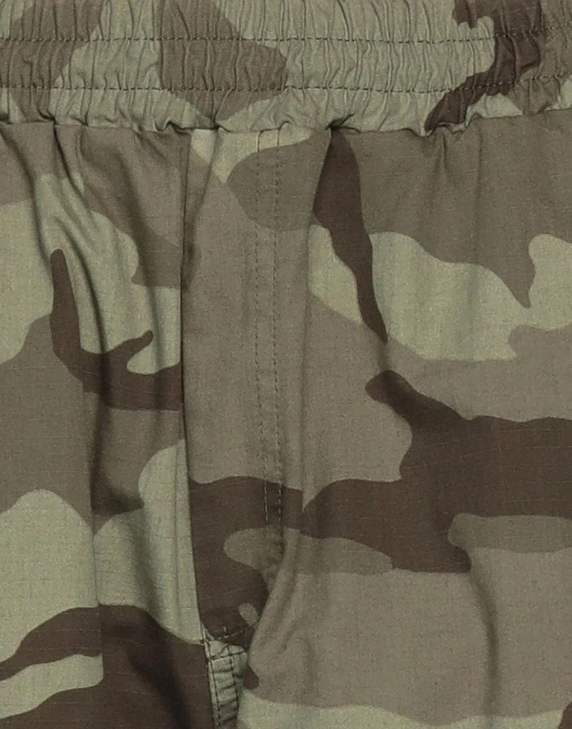 Iuter Shorts 
Bermuda 4