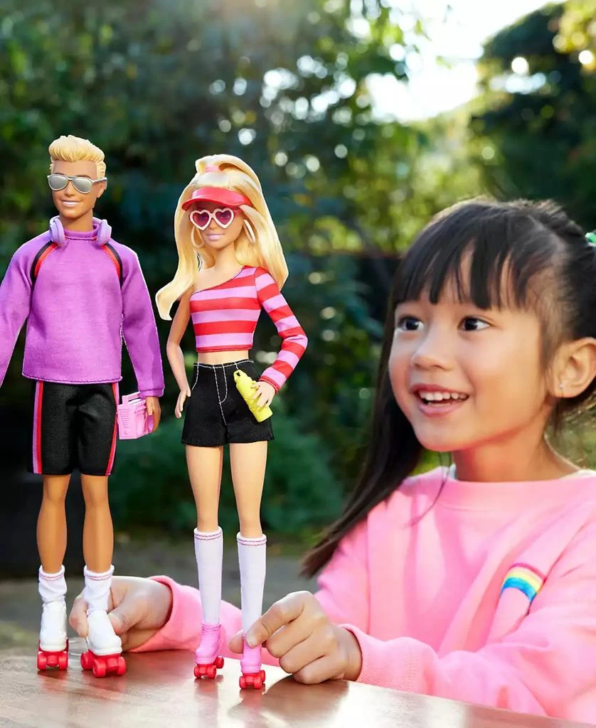 Barbie 65th Anniversary Fashionistas, 2 Dolls, 6 Accessories Set, Roller-Skating Theme 2