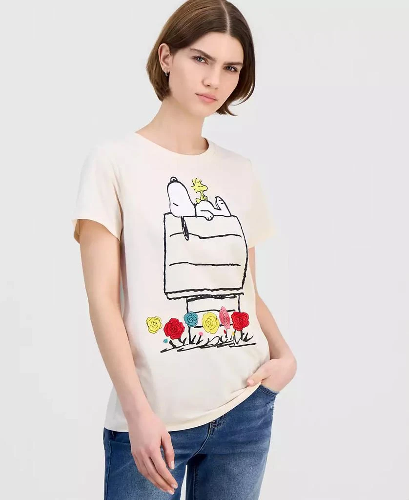 Snoopy Juniors
 Floral Embroidered Graphic T-Shirt
