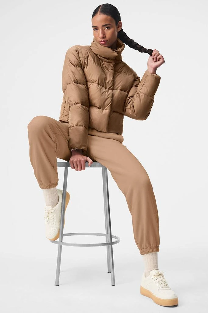 Alo Gold Rush Puffer - Toasted Almond 4