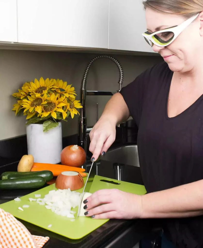 RSVP International 5.5" x 6.5" x 1.5" Onion Goggles - White Frame 8