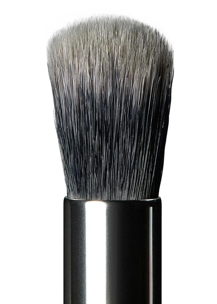 Anastasia Beverly Hills A6 Buff And Blend Brush 2