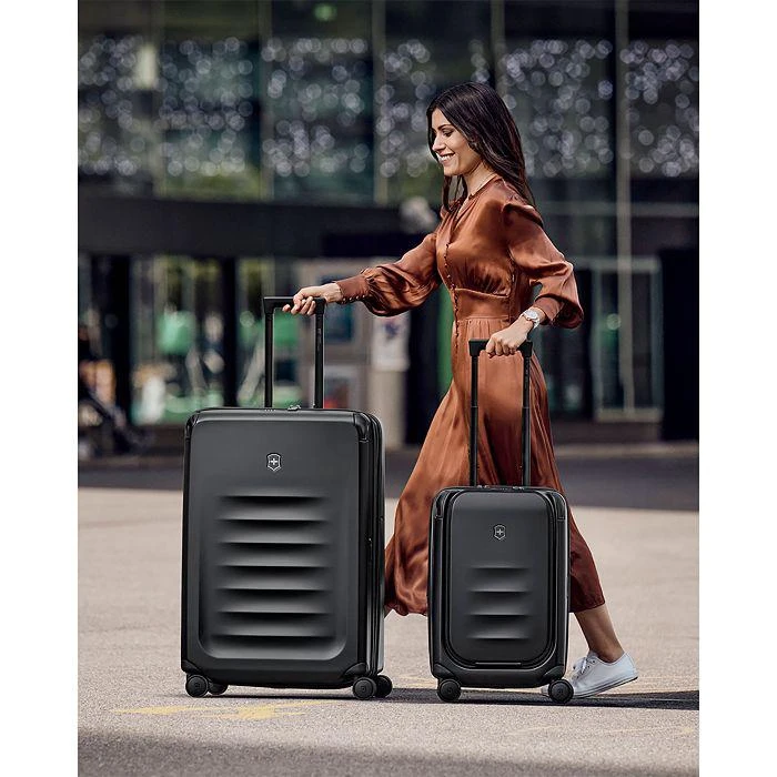 Swiss Army Swiss Army Spectra 3.0 Expandable Large Spinner Suitcase 10
