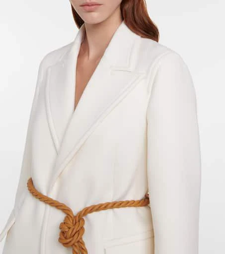 Chloé Belted wool blazer 4