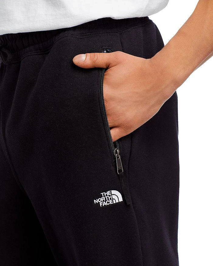 The North Face® Heavyweight Relaxed Fit Sweatpants 6