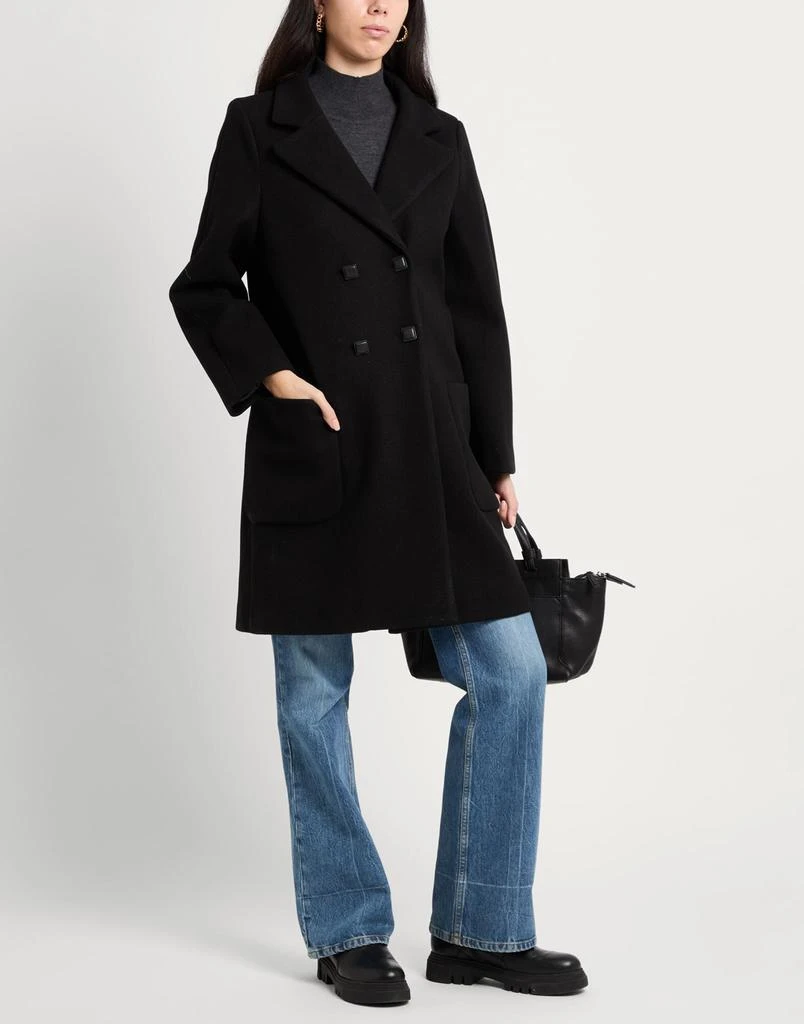 BIANCOGHIACCIO Coat 2
