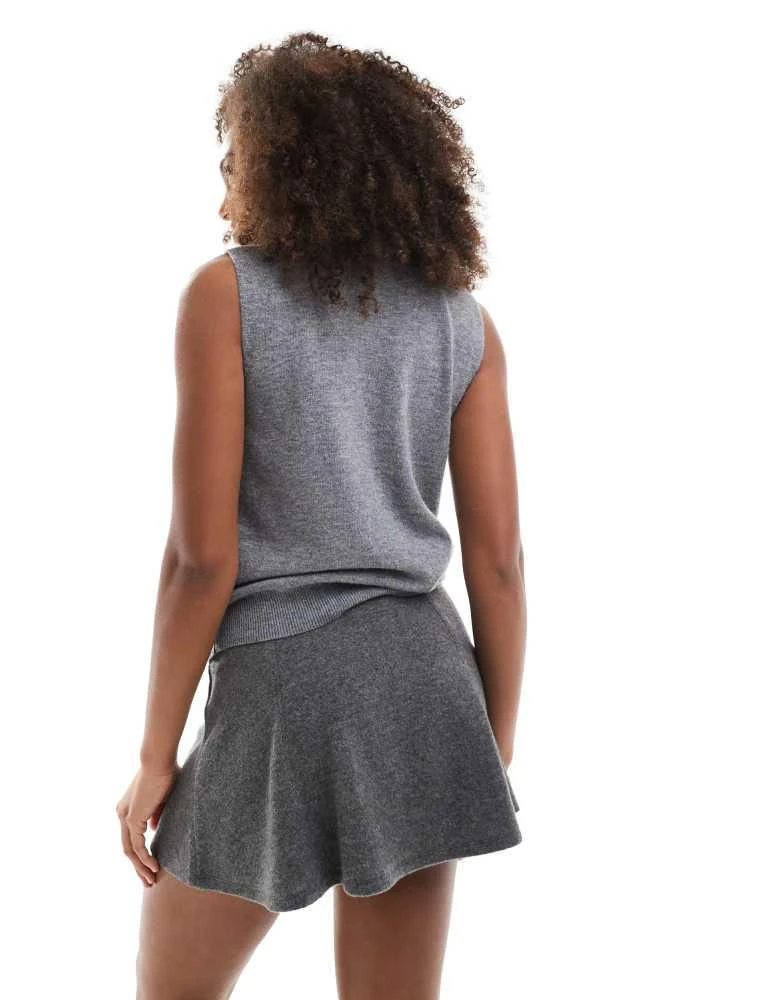 Bershka Bershka soft knit flippy skirt in grey marl 3