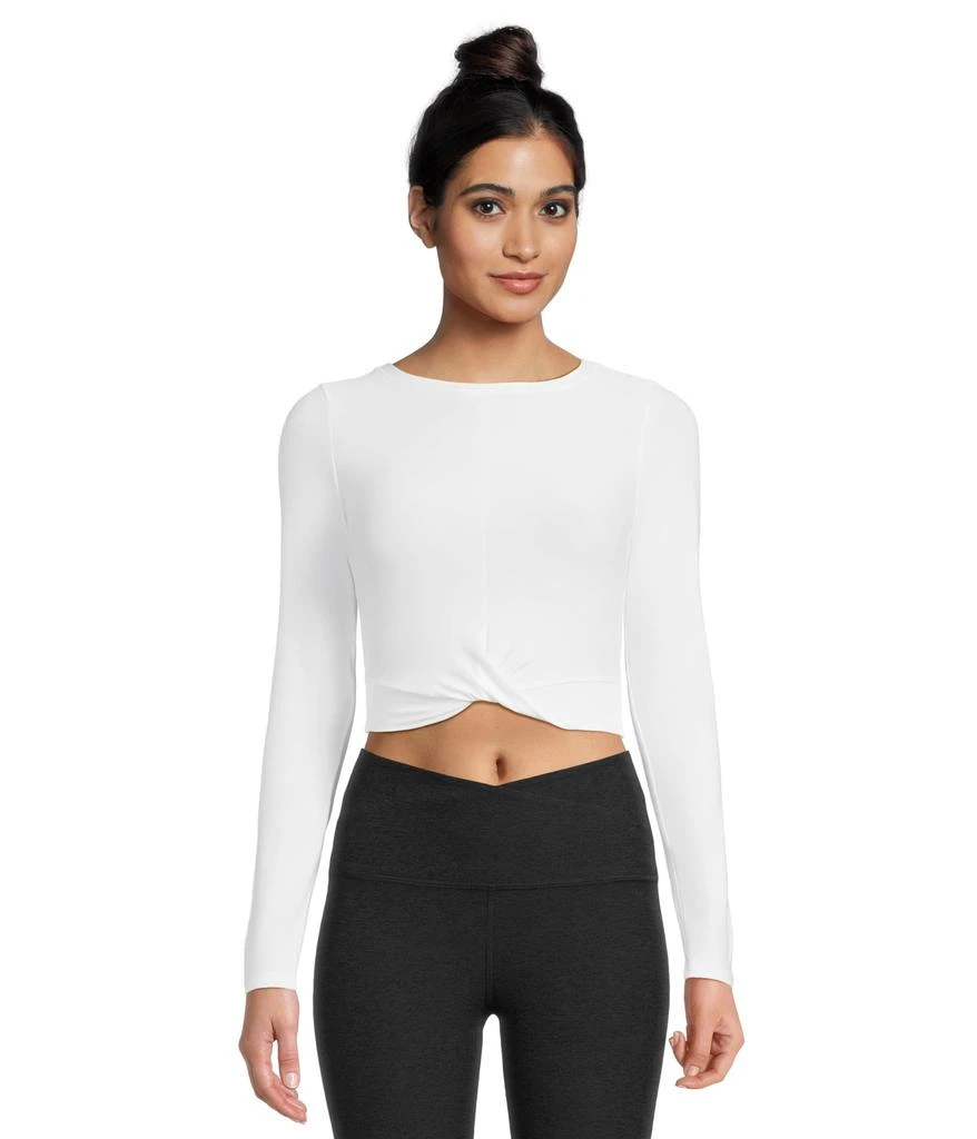 Beyond yoga Featherweight Center Stage Cropped Long Sleeve Pull Over 1
