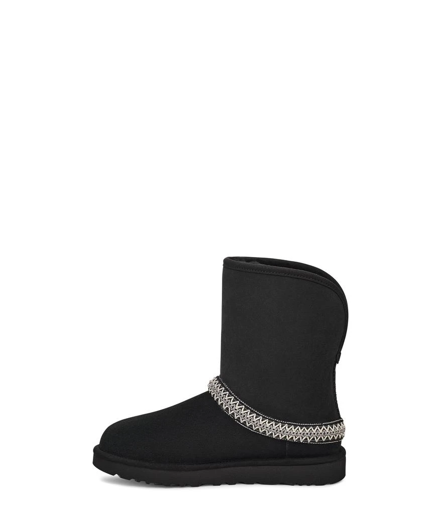 UGG Classic Short Cresent 4