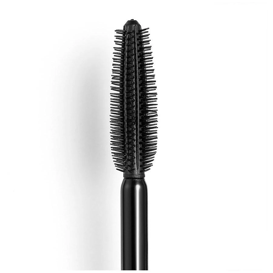 Makeup Revolution Stretch It Out Mascara 4