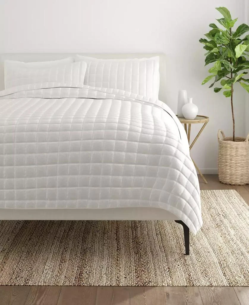 IENJOY HOME Ultra Soft Square Pattern Quilted Coverlet Set 1