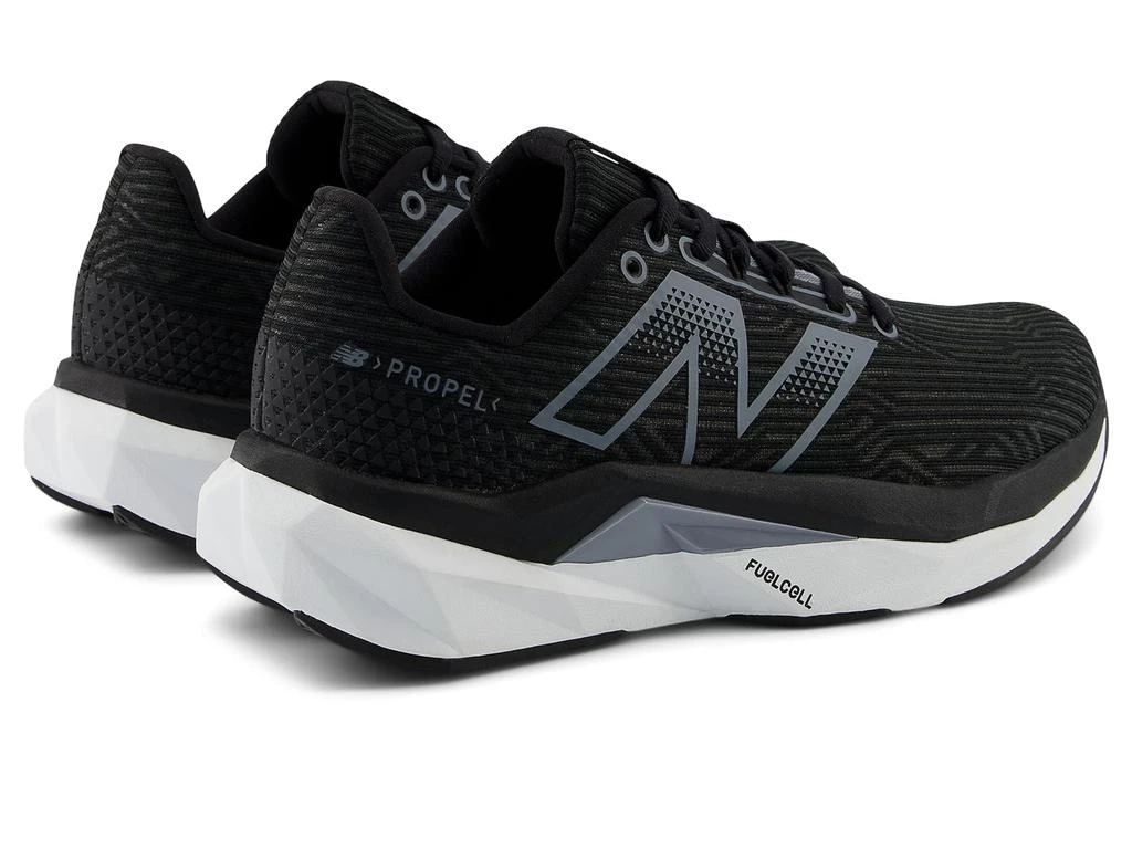 New Balance FuelCell Propel v5 5