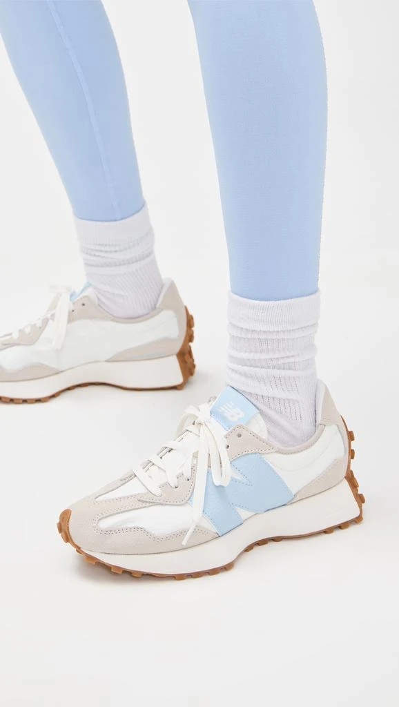 New Balance 327 Sneakers 2