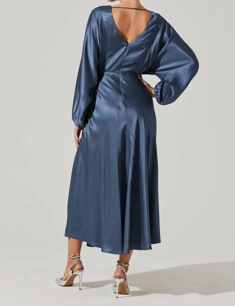 ASTR Kimiko V-Neck Midi Dress In Blue 3