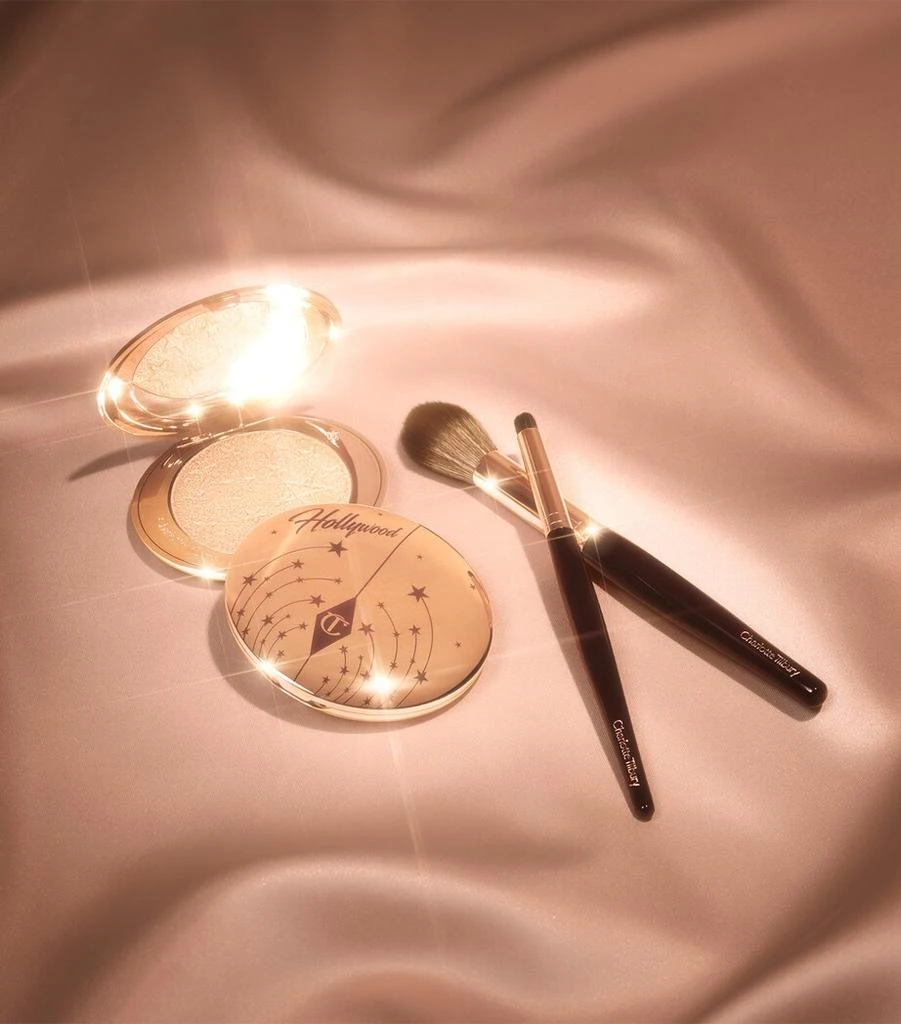 Charlotte Tilbury Hollywood Glow Glide Highlighter 5