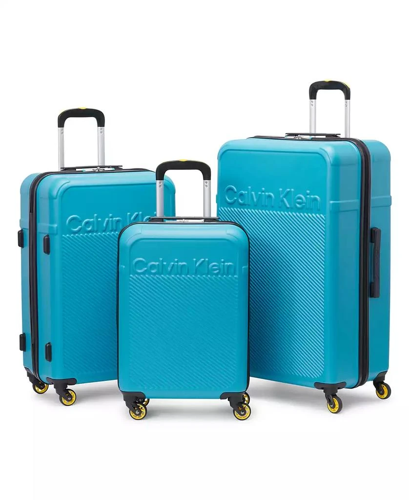 Calvin Klein Expression 3 Piece Luggage Set 1