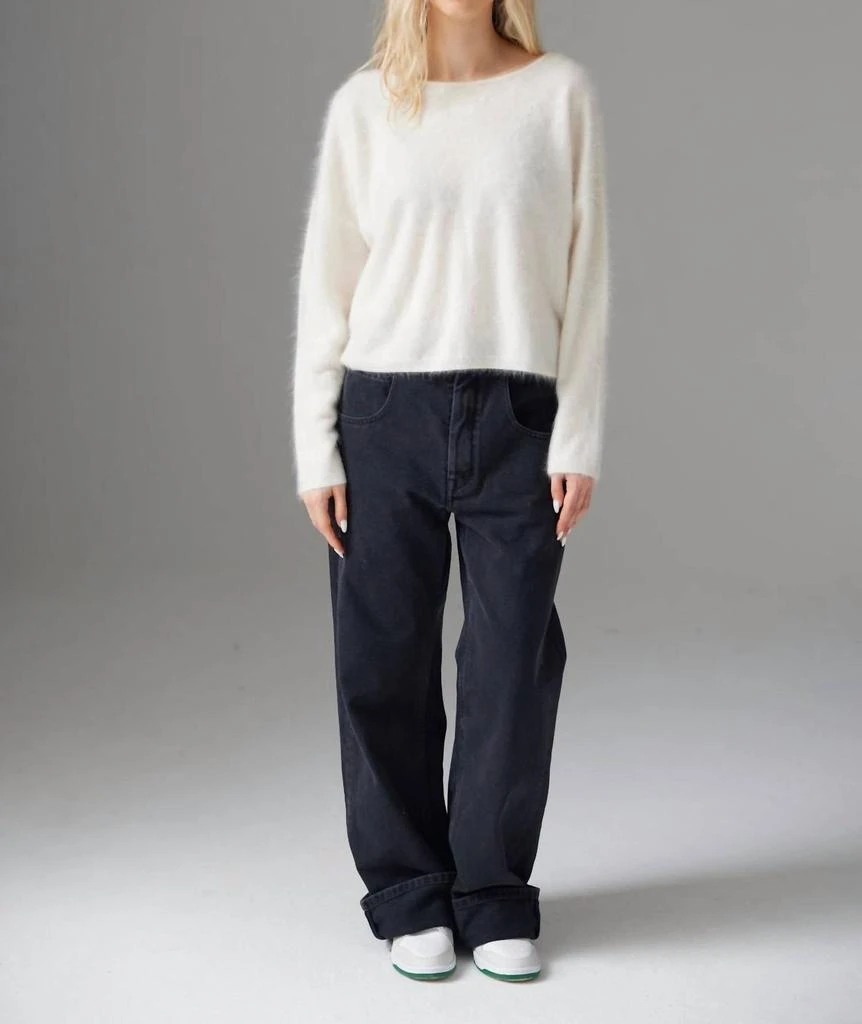 CRUSH CASHMERE Brushed Nala Sexy Back In Snow 2
