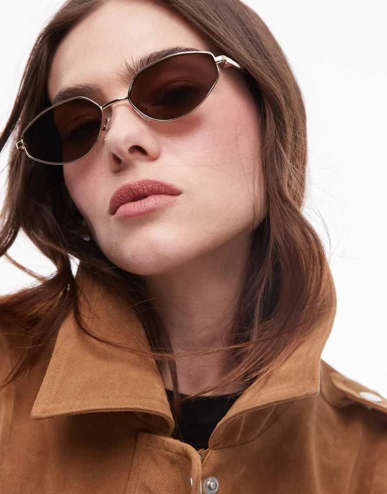 Topshop Topshop Lanzarote metal angular sunglasses in gold 1