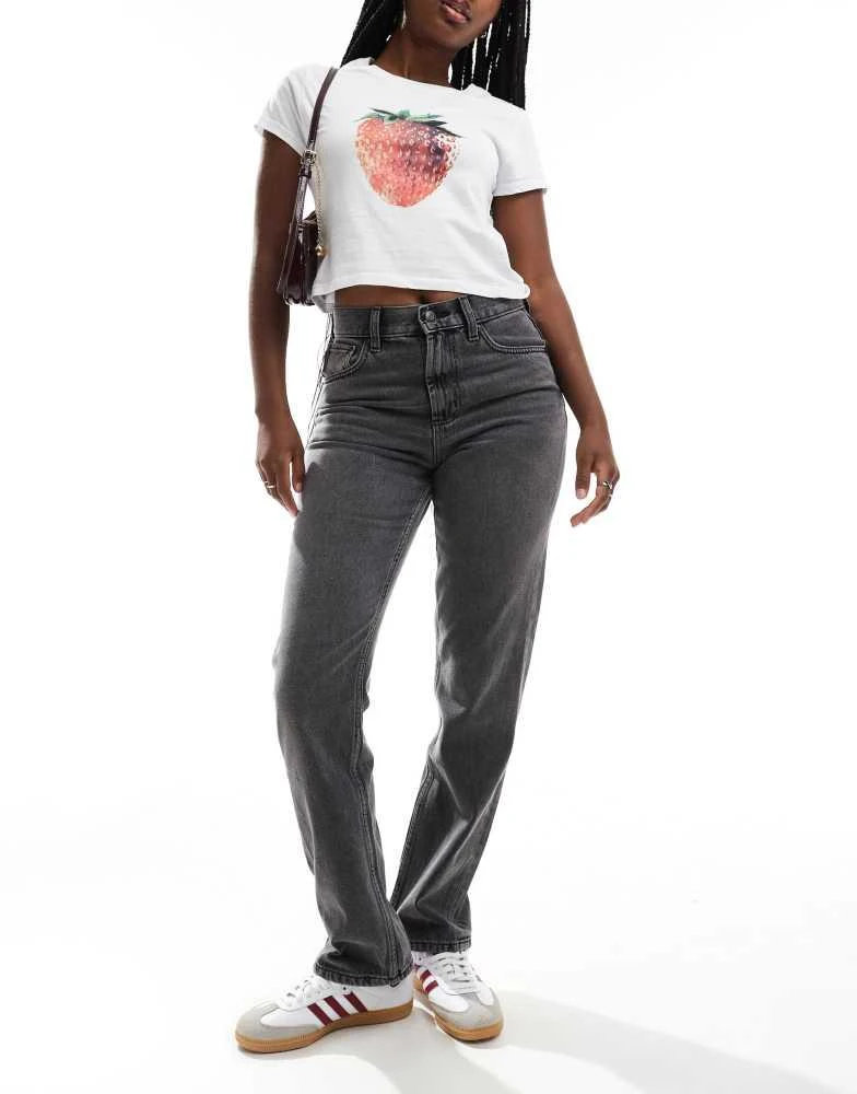 ASOS ASOS DESIGN mid rise straight jeans in grey 2
