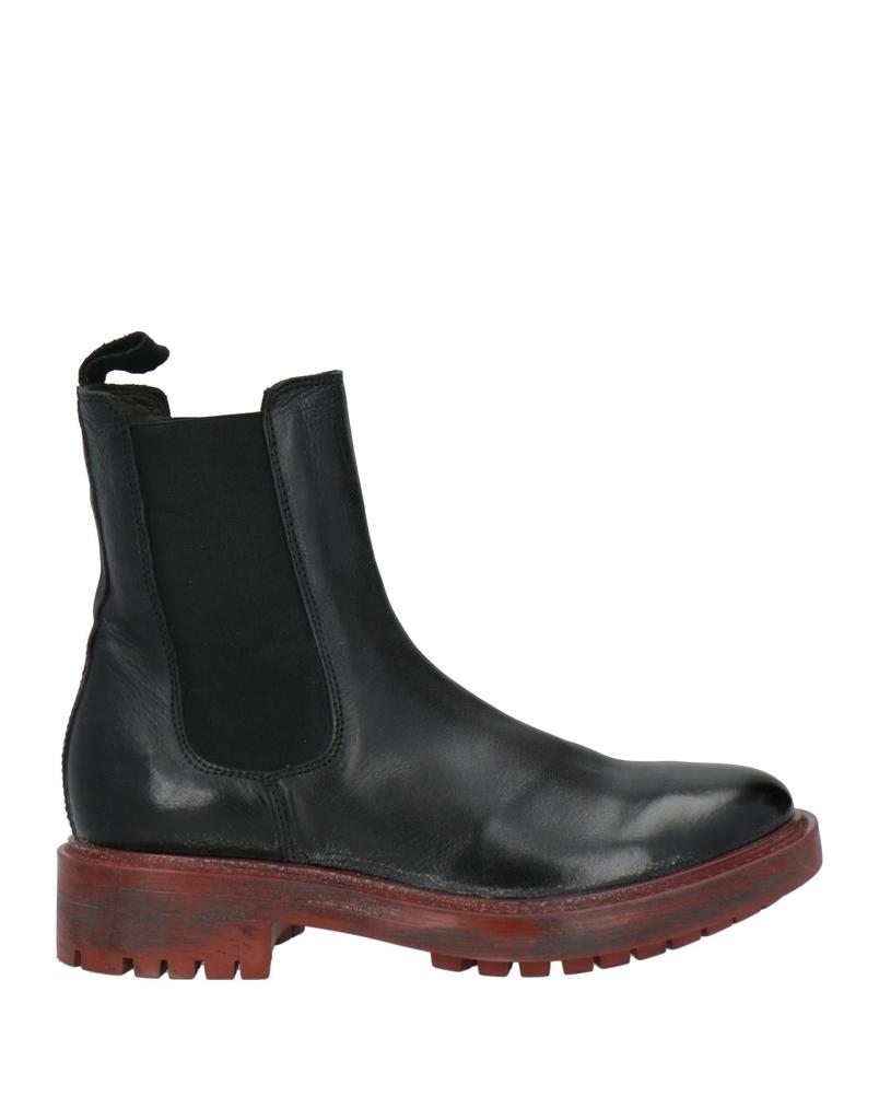 MOMA FOOTWEAR