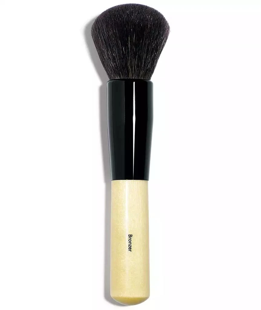Bobbi Brown Bronzer Brush 1