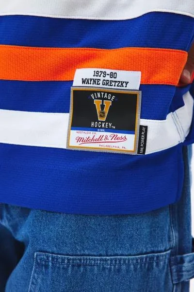 Mitchell & Ness Mitchell & Ness NHL Edmonton Oilers 1979 Wayne Gretzky Hockey Jersey 4
