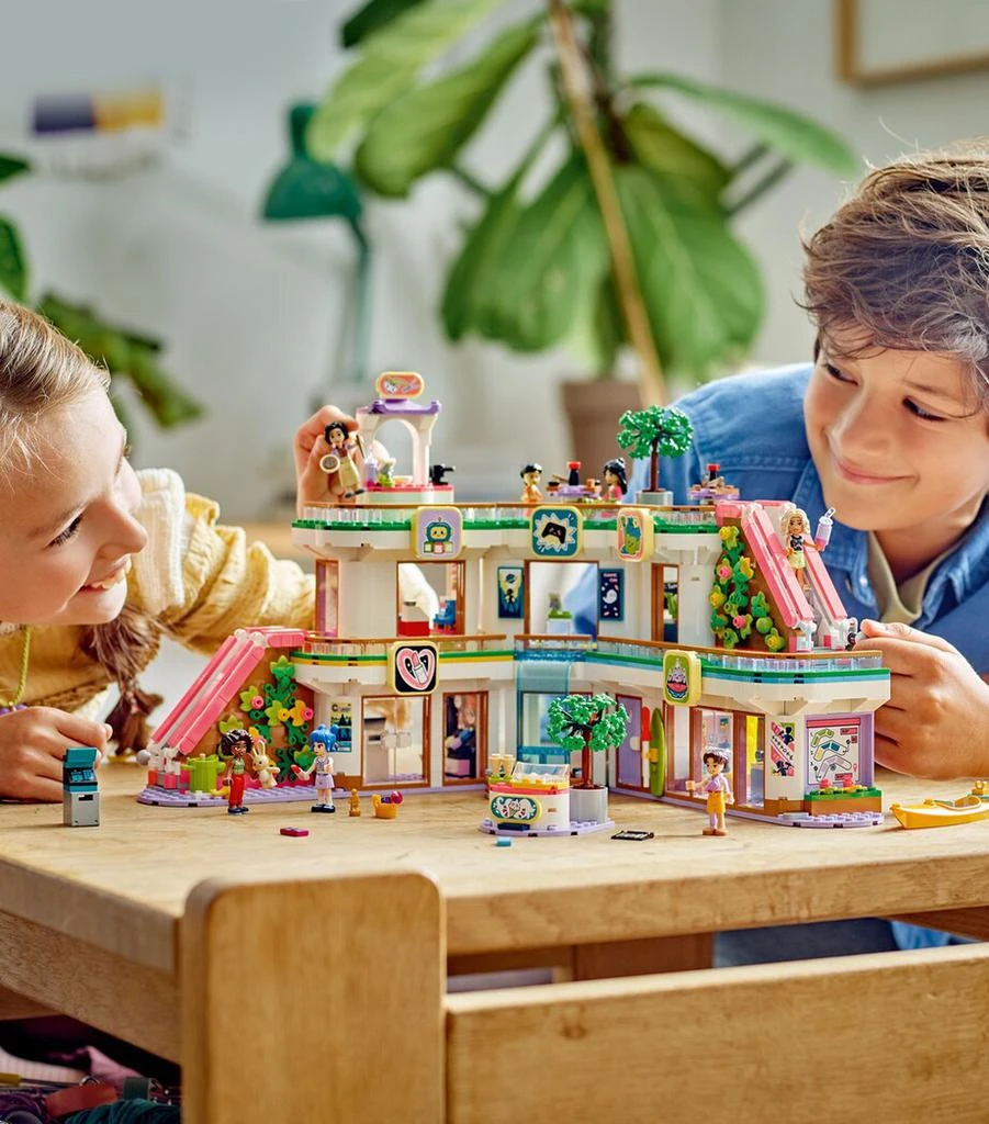 LEGO Friends Heartlake City Shopping Mall Set 42604 3