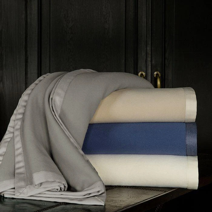 Sferra Olindo Blanket, King 2