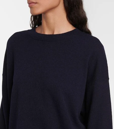 Versace Medusa 
95 wool and cashmere sweater 4