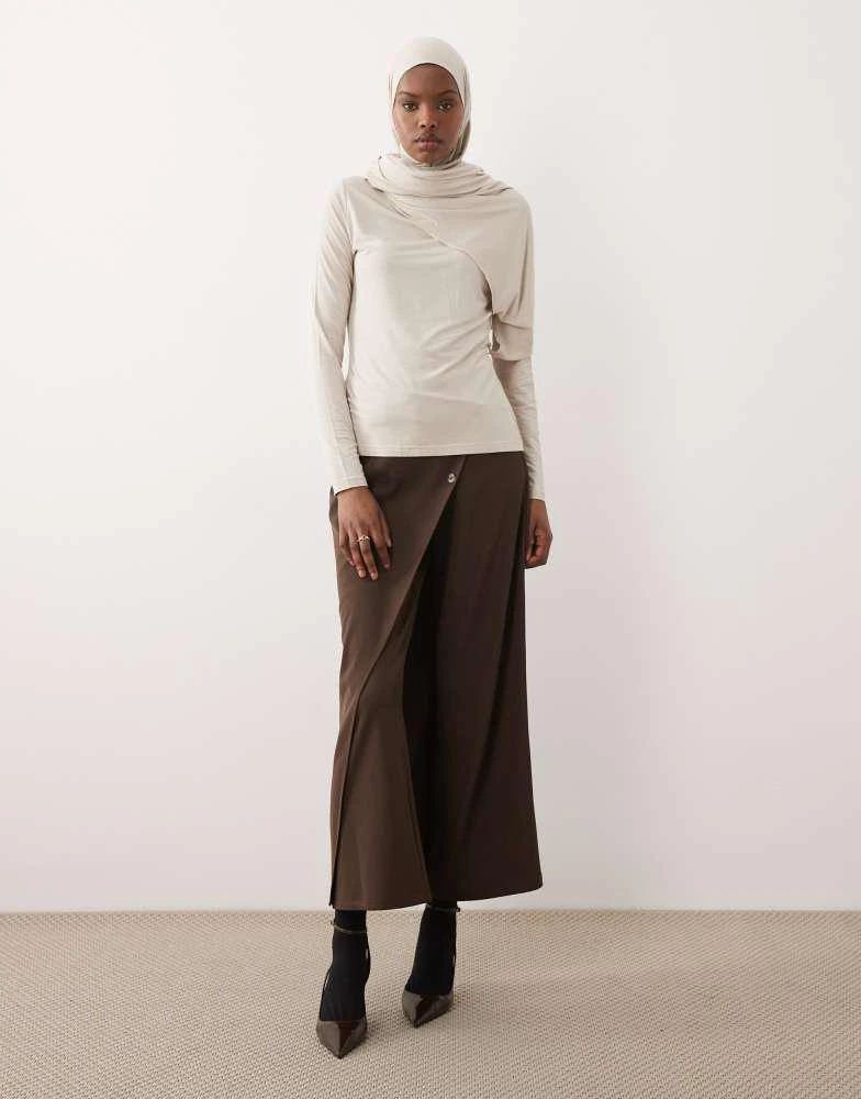 Iyal IYAL wrap cape detail top in mink 2