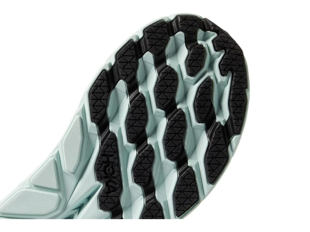 Hoka One One Clifton 8 6