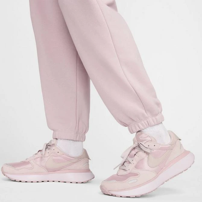 NIKE Women's Nike Sportswear Club Fleece Mid-Rise Oversized Sweatpants 5