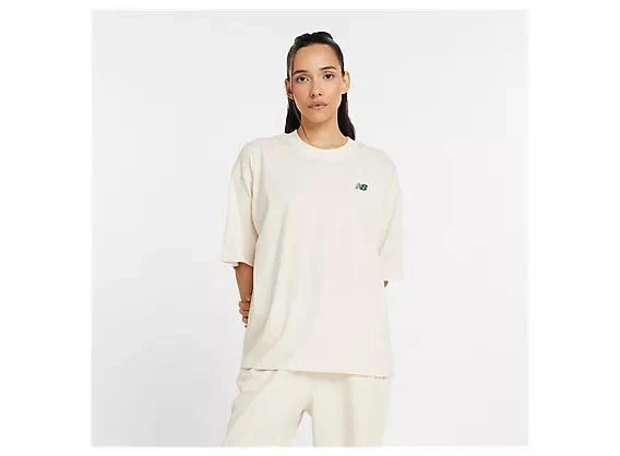 New Balance Graphic Oversized Jersey T-Shirt 1