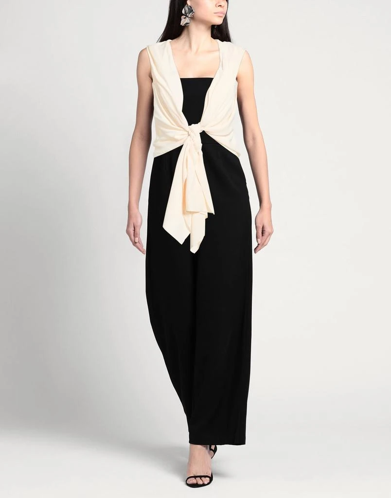 SIMONA CORSELLINI Shrug 2