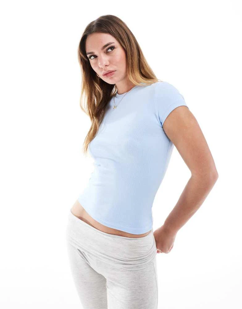 Bershka Bershka baby tee in pale blue 1
