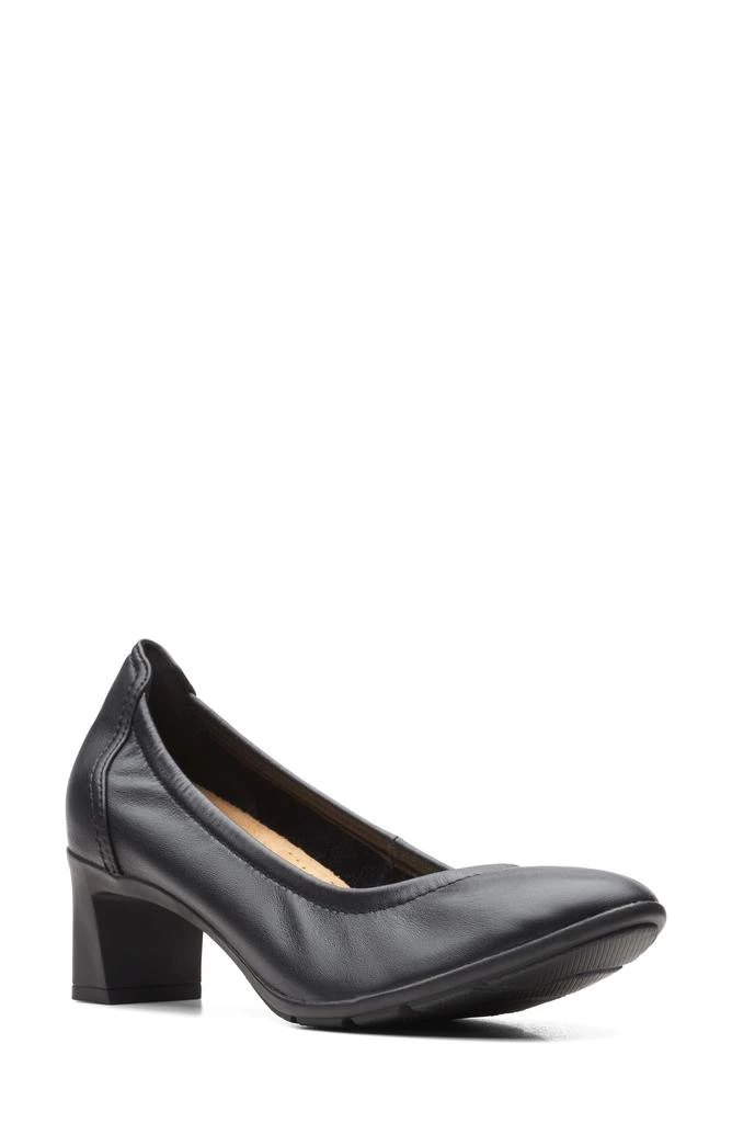 Clarks Neiley Block Heel Pump 1