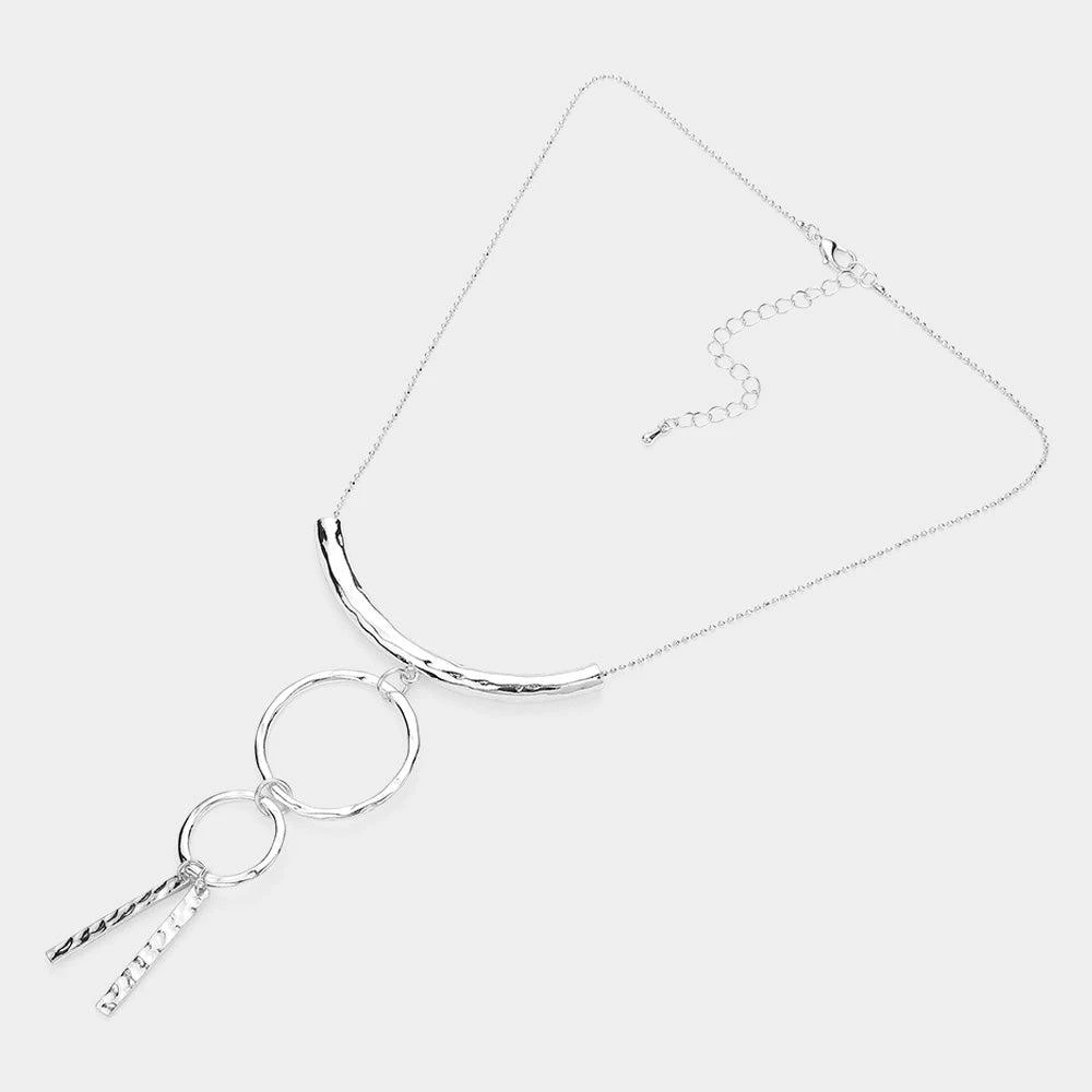 FASHNZFAB Abstract Hammered Metal Double O Ring Bar Necklace 2