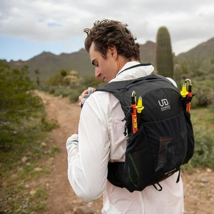 Ultimate Direction Blazek 10L Daypack 4