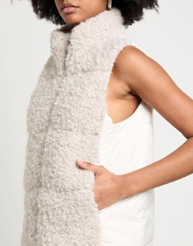 D.Exterior Vest 4