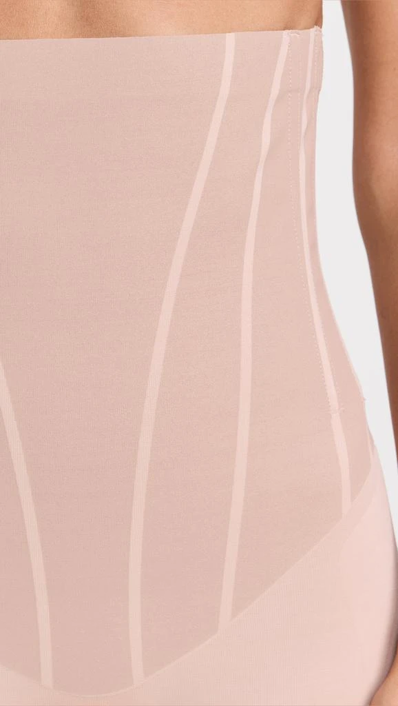 SPANX SPANXsculpt TotalContour High-Waisted Mid-Thigh Short 5