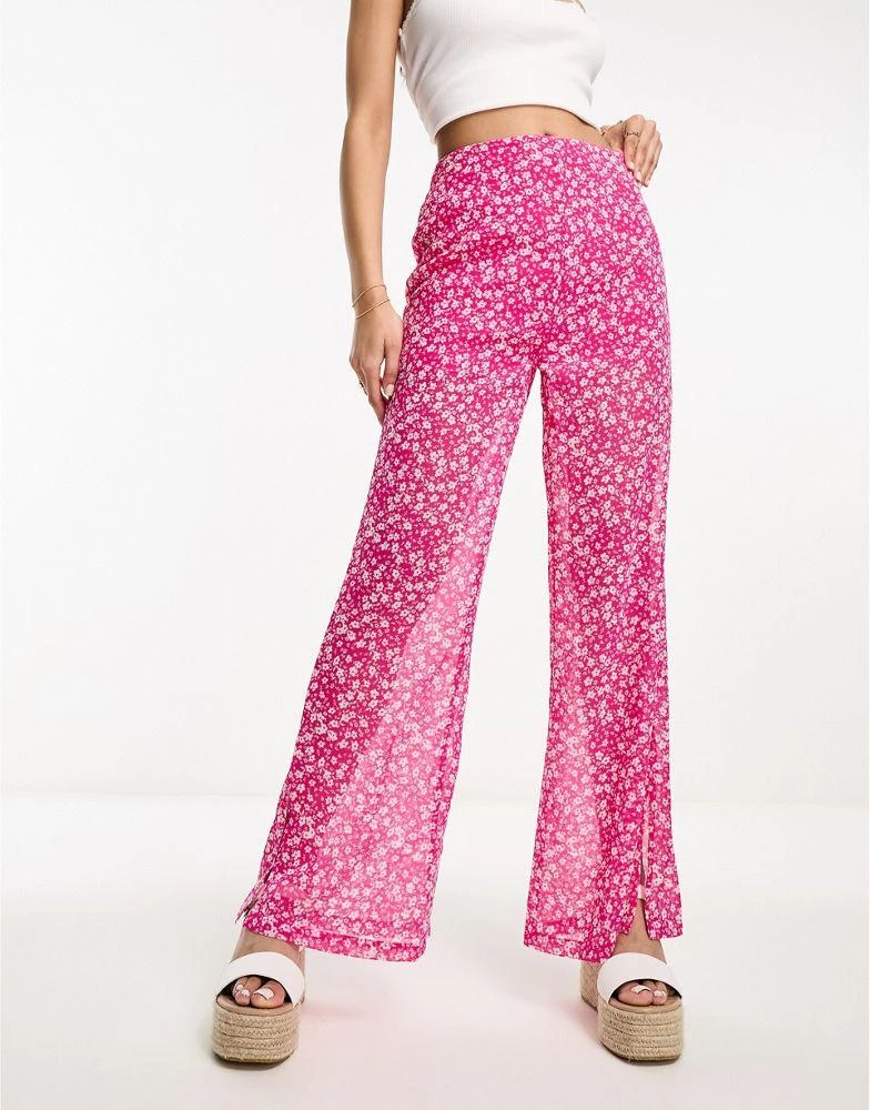 Influence Influence wide leg trousers in pink floral print 4