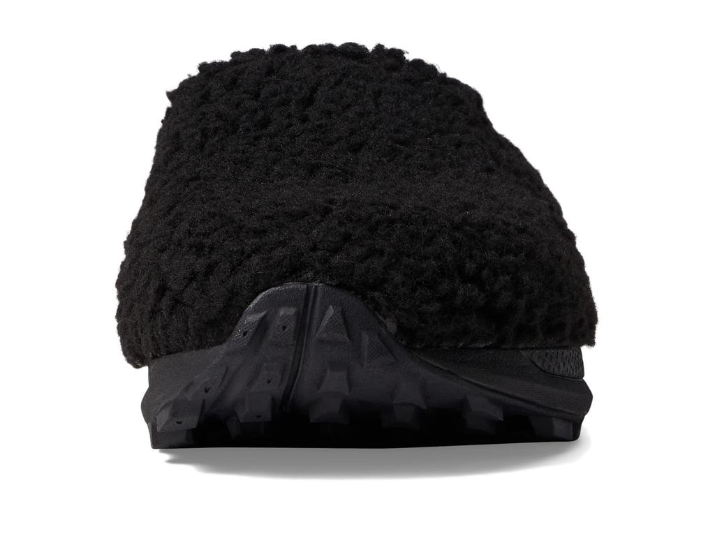 TOPO ATHLETIC Revive