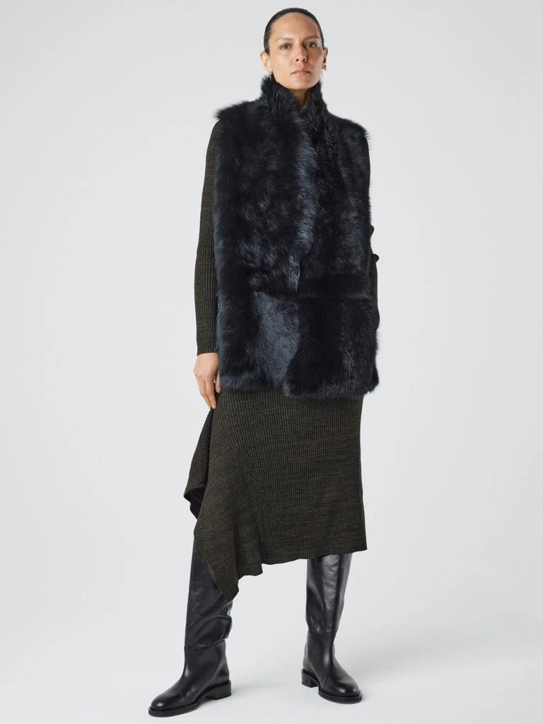 Gushlow & Cole Natural edge mid-length shearling gilet 3