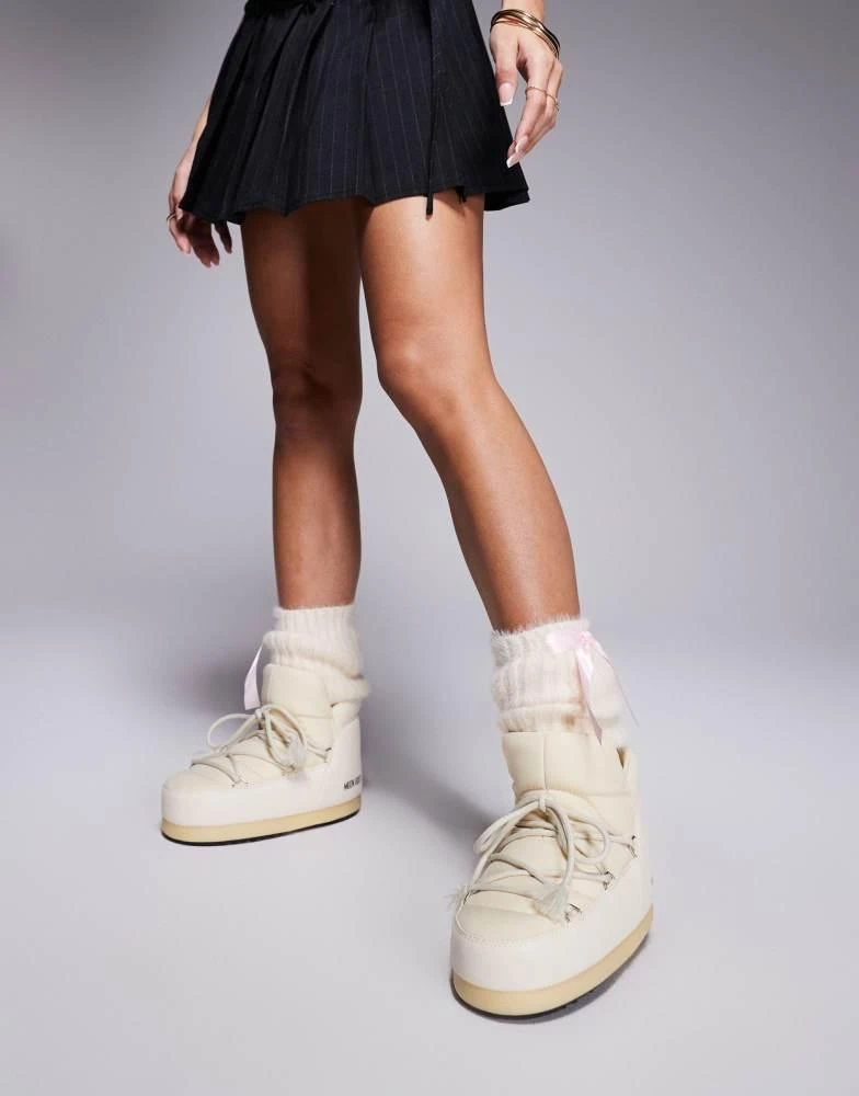 Moon Boot Moonboot EVX pumps in cream 1