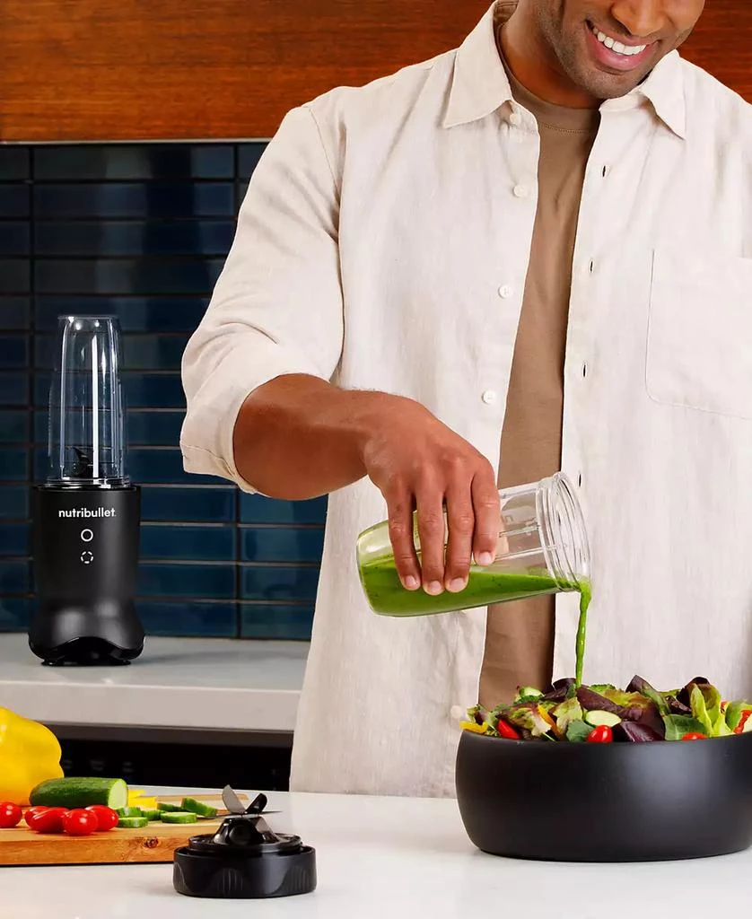 NutriBullet Ultra 1200-Watt Single-Serve Blender 9