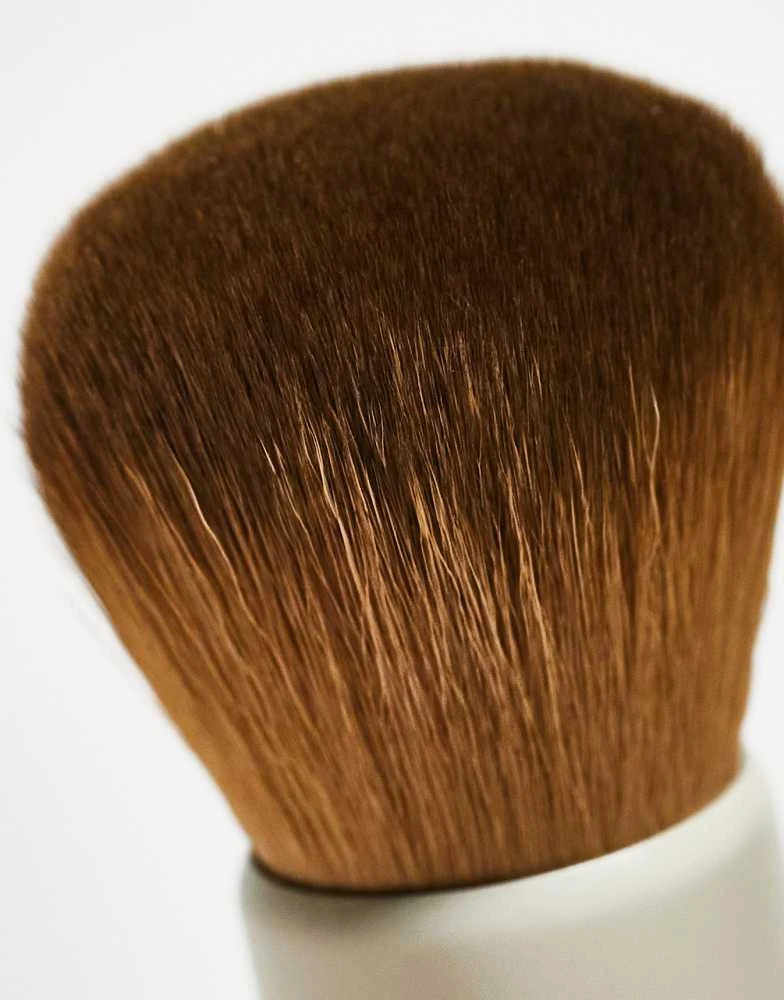 MORPHE Morphe x Ariel A24 Foundation Brush 4