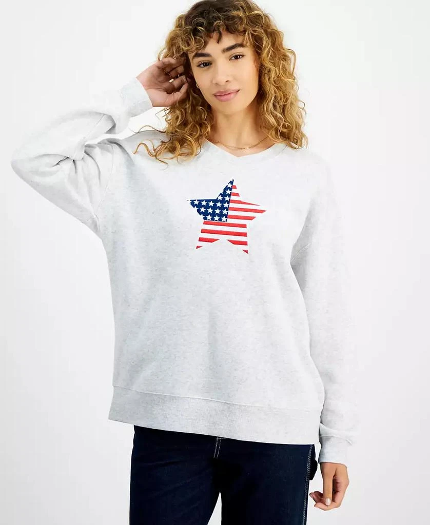 Ultra Flirt Juniors' Oversized V-Neck Star Flag Graphic Sweatshirt 3