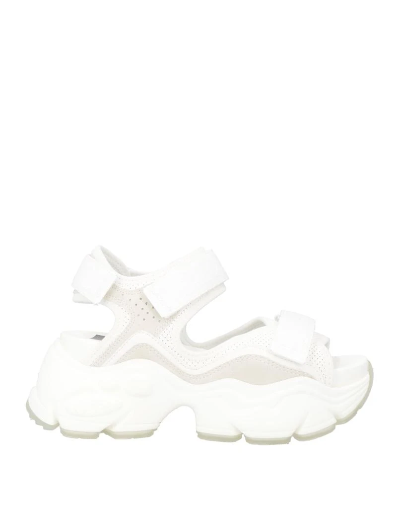 Buffalo Sandals 1